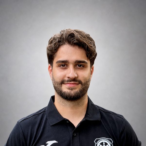 Trainer Panos